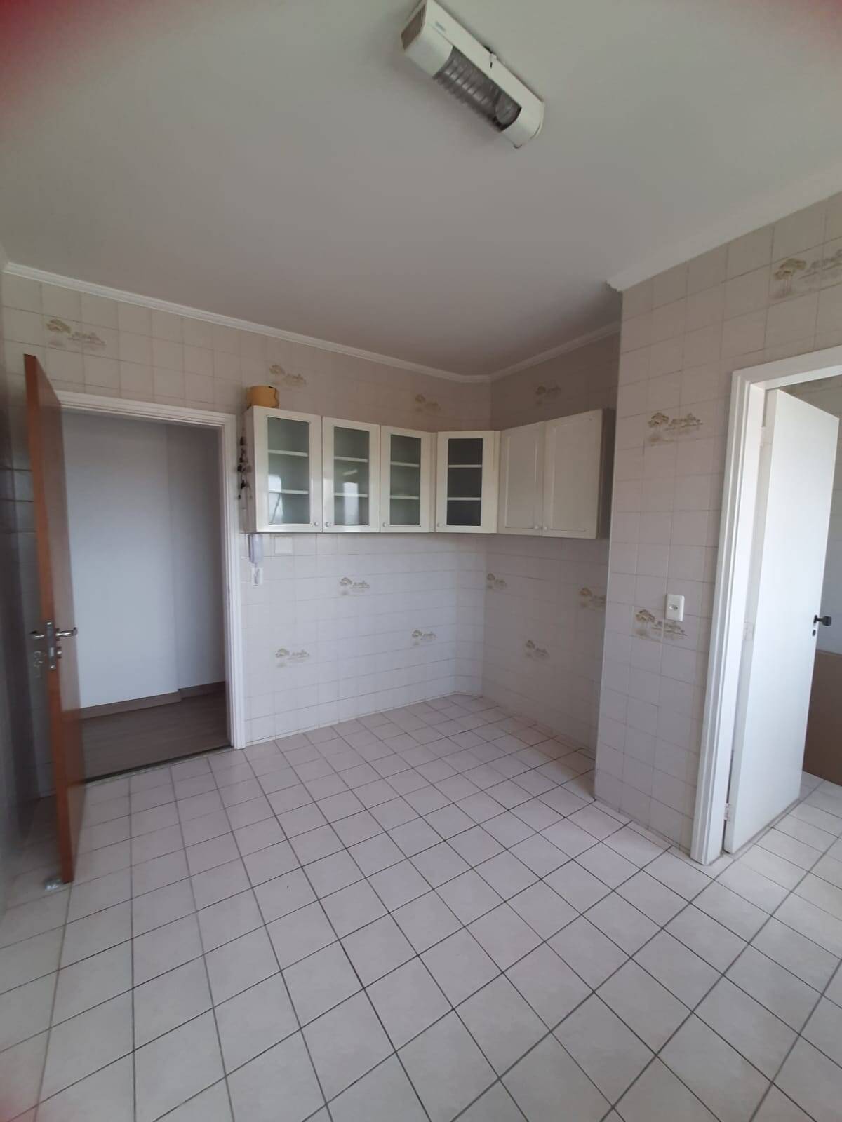 #810 - Apartamento para Locação em Jundiaí - SP